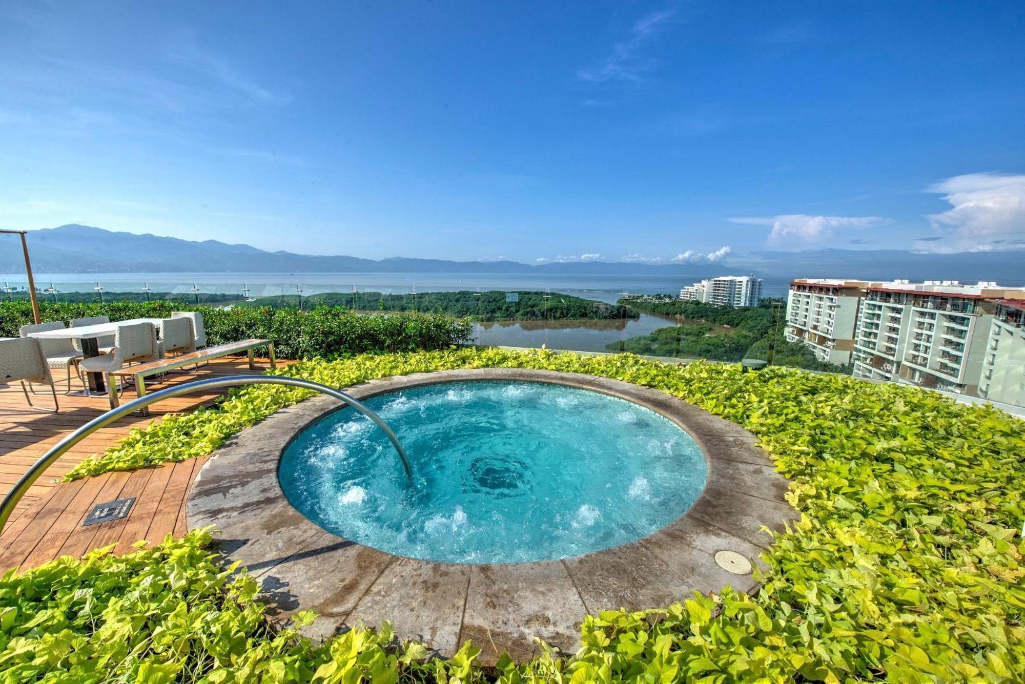 The Grand Luxxe Three Bedroom Spa Suite Nuevo Vallarta Extérieur photo
